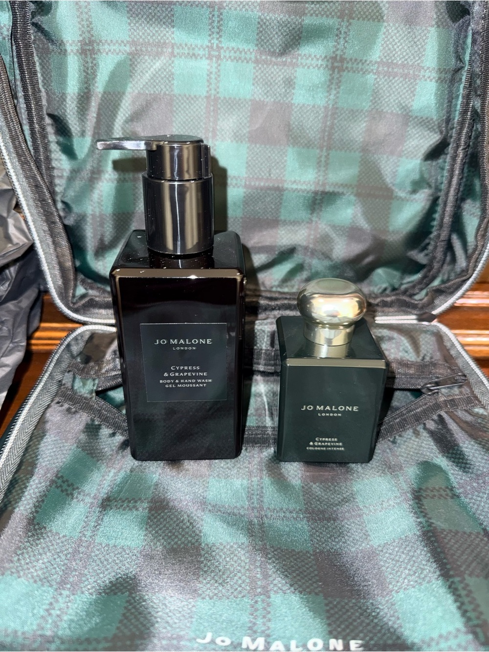 Jo Malone London Toiletry Set Cypress & Grapefruit